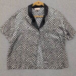 Formost Women's Black White Zigzag Print Short Sleeve Pajama Top Size Medium